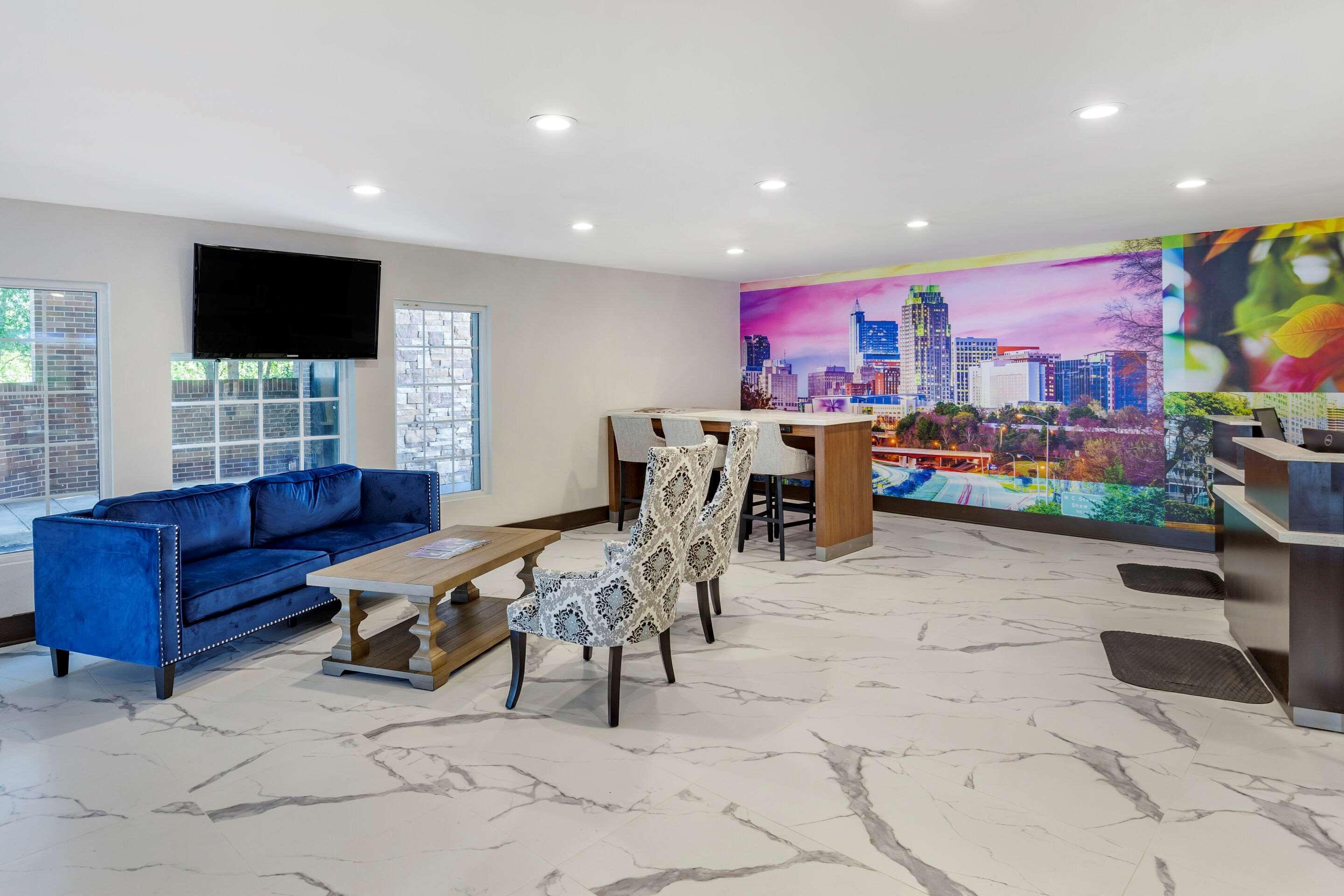 Clarion Pointe Raleigh Midtown Hotel Ngoại thất bức ảnh